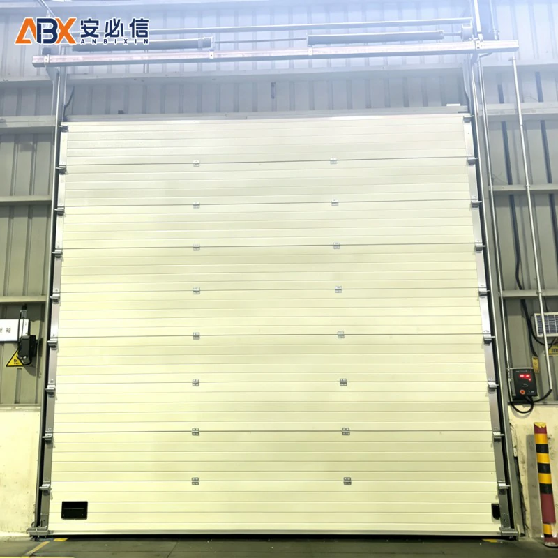 重庆新乡镇钢质提升门